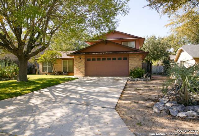 8235 Dawnwood Dr - Photo 1