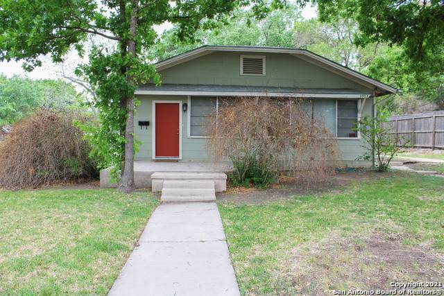 3901 New Braunfels Ave - Photo 1