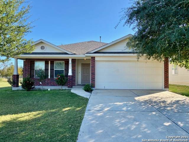 4522 Everett Loop - Photo 1