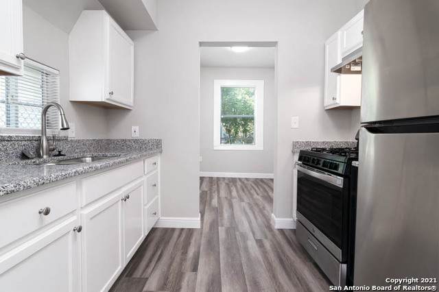 1112 Elsmere Pl - Photo 1