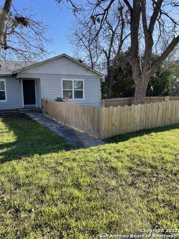 1445 Hillview Ave - Photo 1