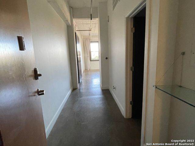 831 Flores St - Photo 1