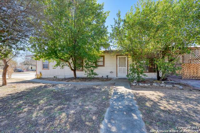 1009 Goodwin St - Photo 1