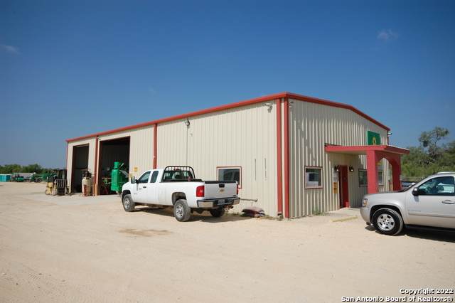 329 Loop 517 - Photo 1