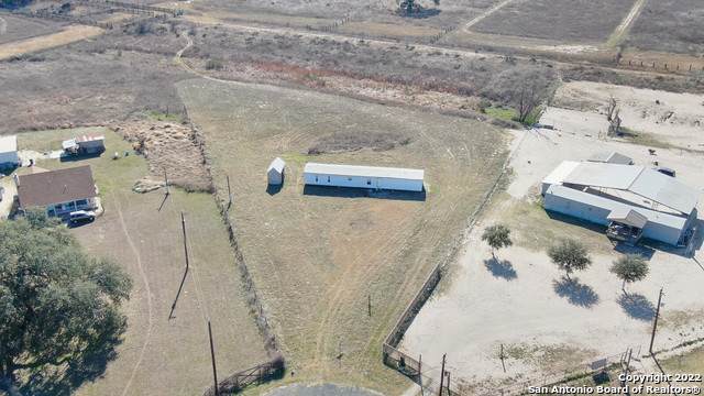 3010 Horse Ranch Rd - Photo 1