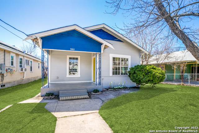 302 Hammond Ave - Photo 1