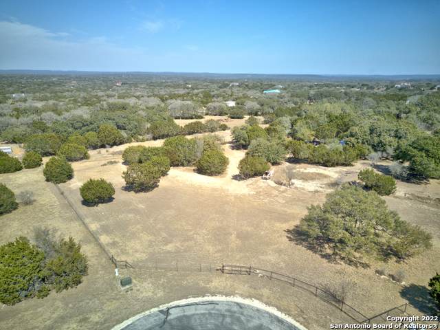 102 Ledgestone Trail - Photo 1