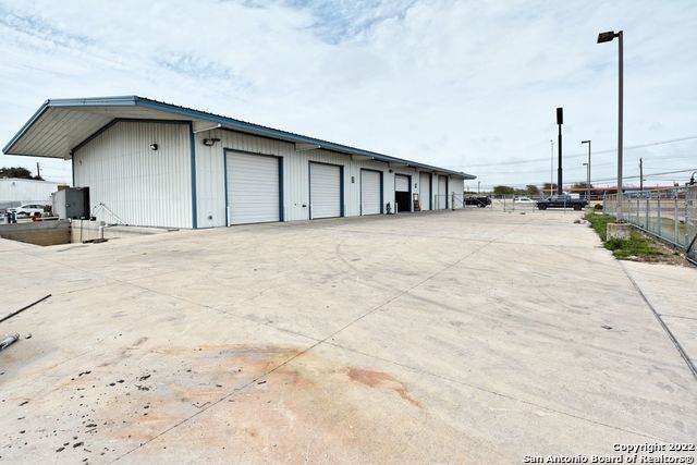 10621 Padre Island Dr - Photo 1