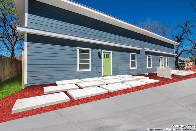 103 Homecrest - Photo 1