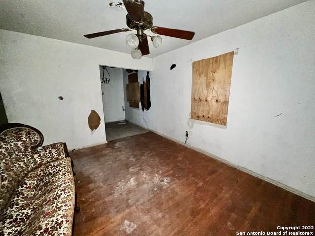 601 Webb Ave - Photo 1