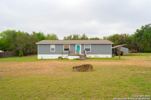 905 County Road 6753 - Photo 1