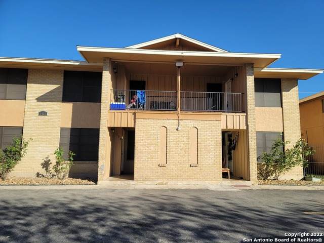 7422 Clint Ln - Photo 1