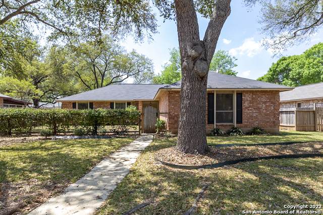 13735 Wood Pt - Photo 1