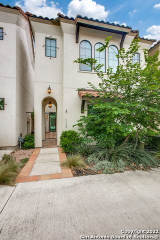 117 Haywood Ave - Photo 1