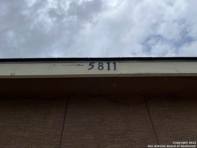 5811 Golf Bend - Photo 1