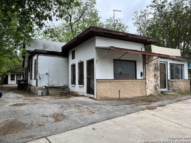4215 Flores St - Photo 1