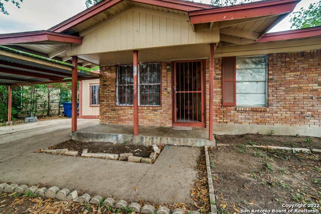 303 Villaret Blvd - Photo 1