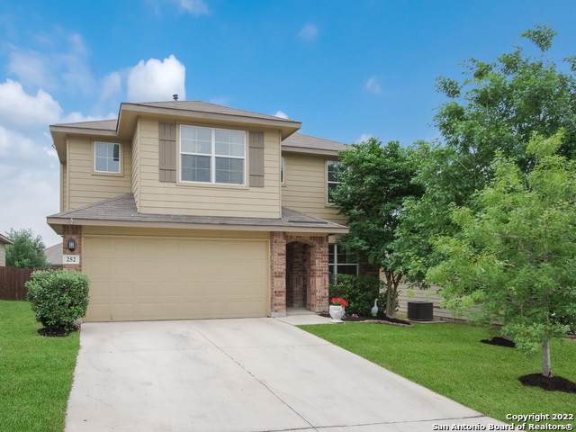 252 Elisabeth Run - Photo 1