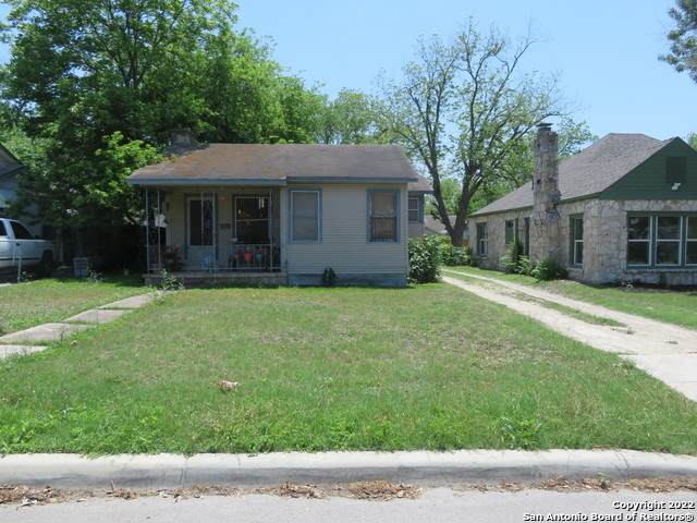 442 Vanderbilt St - Photo 1