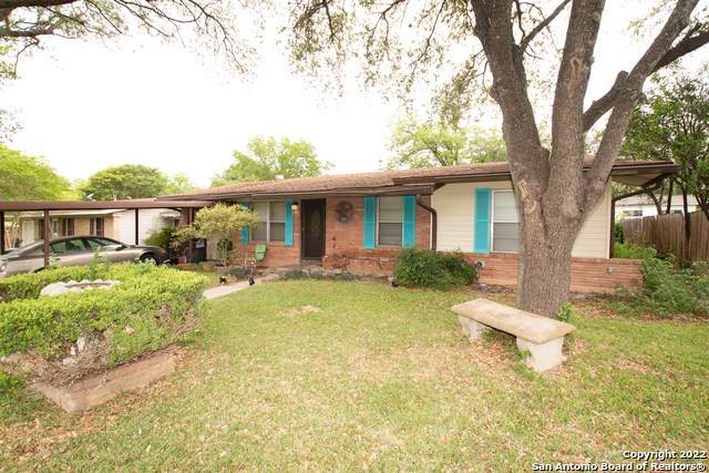 335 Hialeah Ave - Photo 1