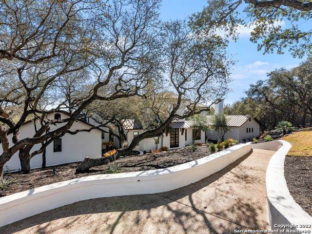 43 Galleria Dr - Photo 1