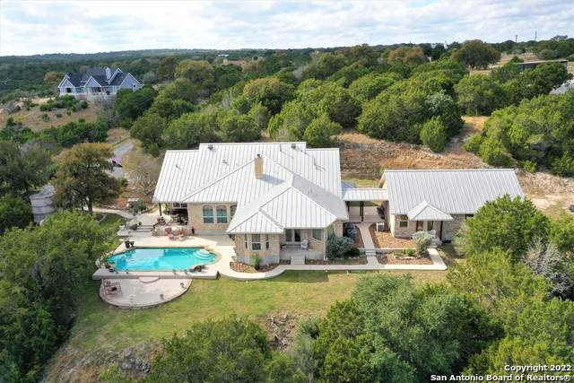 215 Windridge Dr - Photo 1
