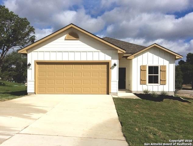 106 Lakeview Ct - Photo 1