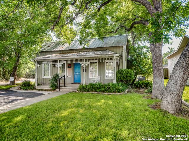 116 Plant Ave - Photo 1