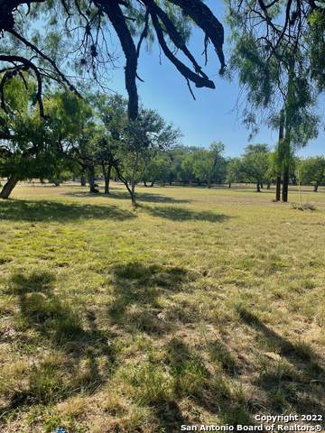 7205 Huebner Rd - Photo 1
