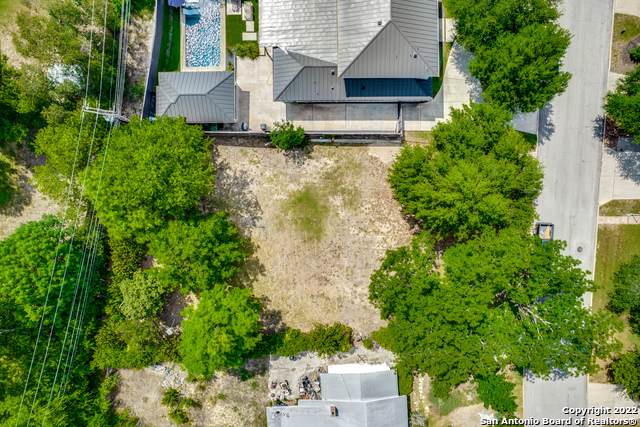 820 Canterbury Hill St - Photo 1