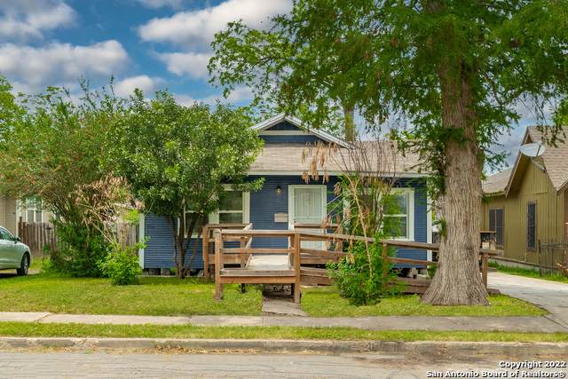 1633 Ridgewood Ct - Photo 1