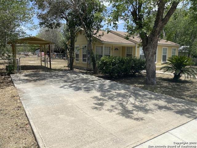 115 Mally Blvd - Photo 1