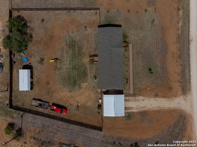 127 Private Road 4777 Hwy 81S - Photo 1