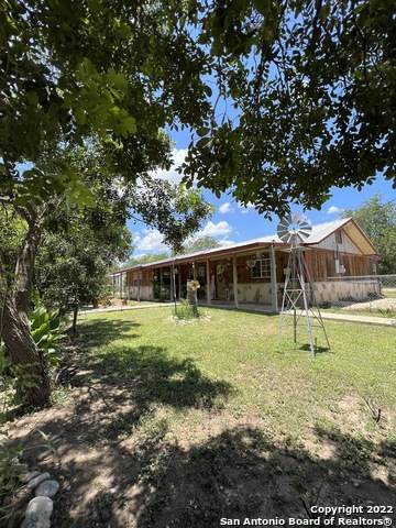 516 Flores St - Photo 1