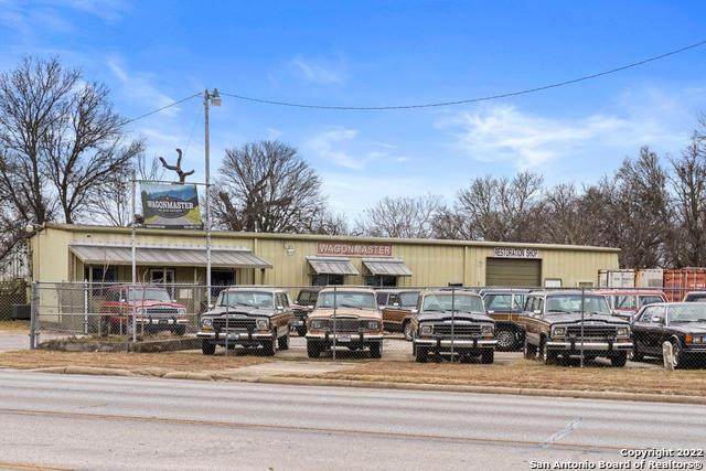 2905 Memorial Blvd - Photo 1
