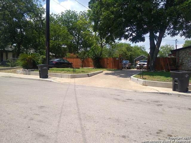 335 Kemper St - Photo 1
