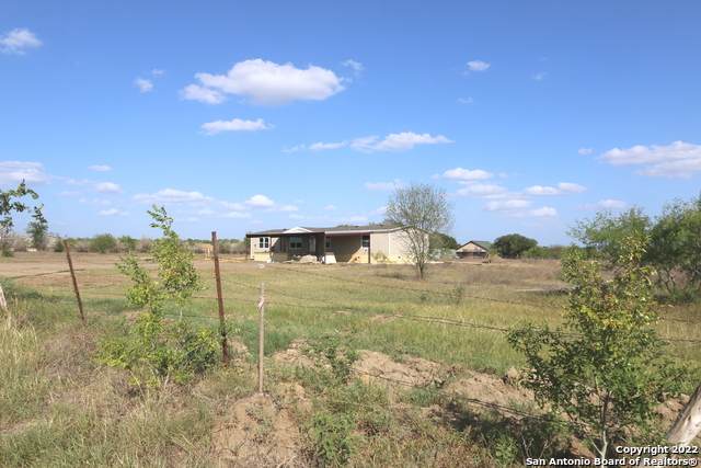 2078 Cr 421 - Photo 1