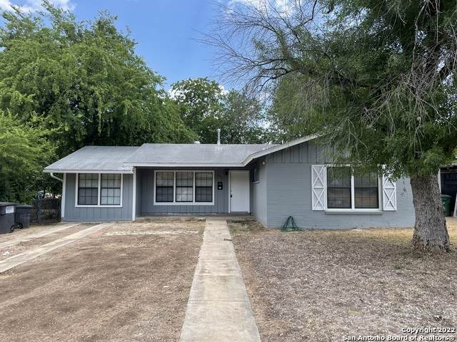 2415 Spicewood - Photo 1