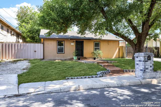 351 Ware Blvd - Photo 1