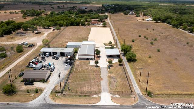 7504 Us Highway 87 E - Photo 1