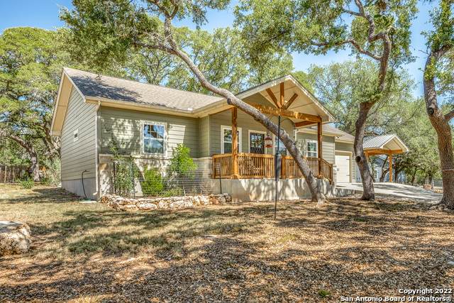 321 Rosewood Dr - Photo 1