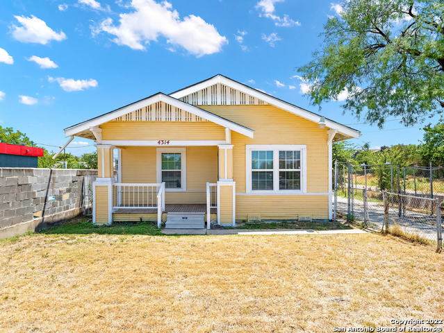 4314 Martin St - Photo 1