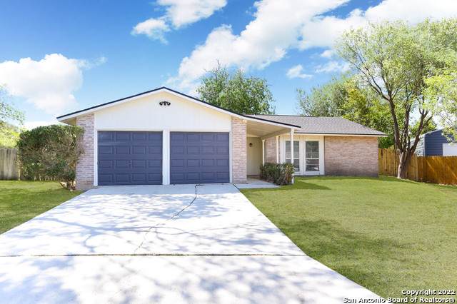 15000 Flaming Creek St - Photo 1