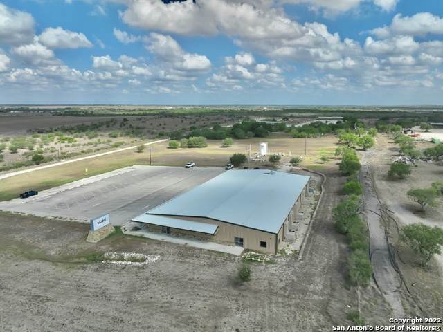 3830 Fm 2102 - Photo 1