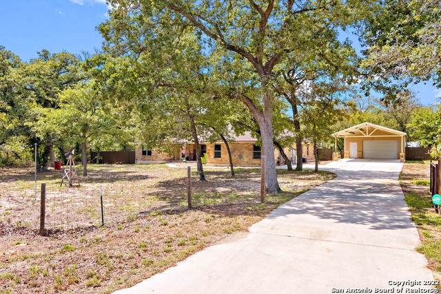 161 Champions Blvd - Photo 1
