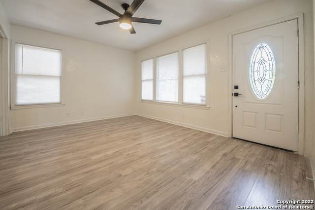 219 Bushick Dr - Photo 1