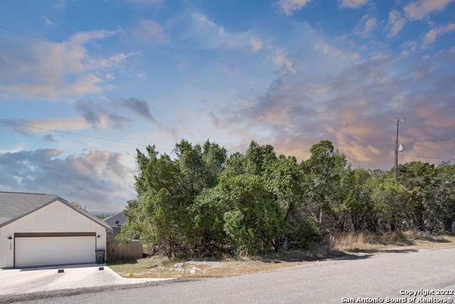1218 High Point Ln - Photo 1