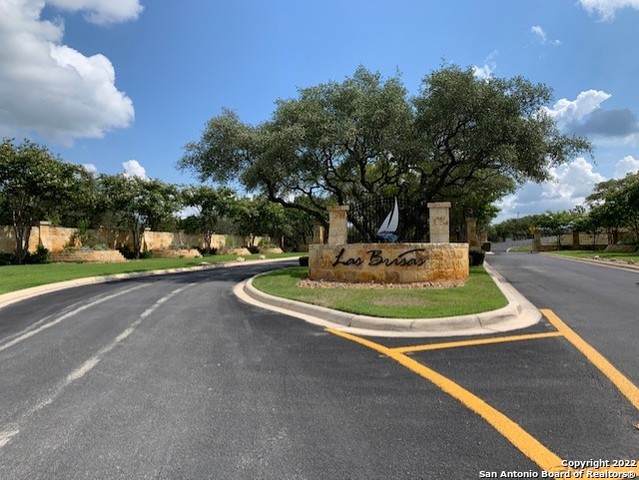 1054 Las Brisas Dr - Photo 1