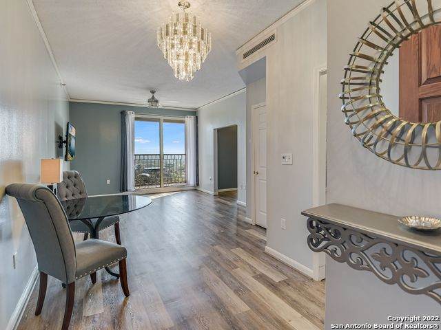 1 Towers Park Ln - Photo 1