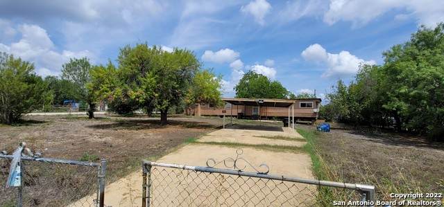 5231 Hayden Dr - Photo 1